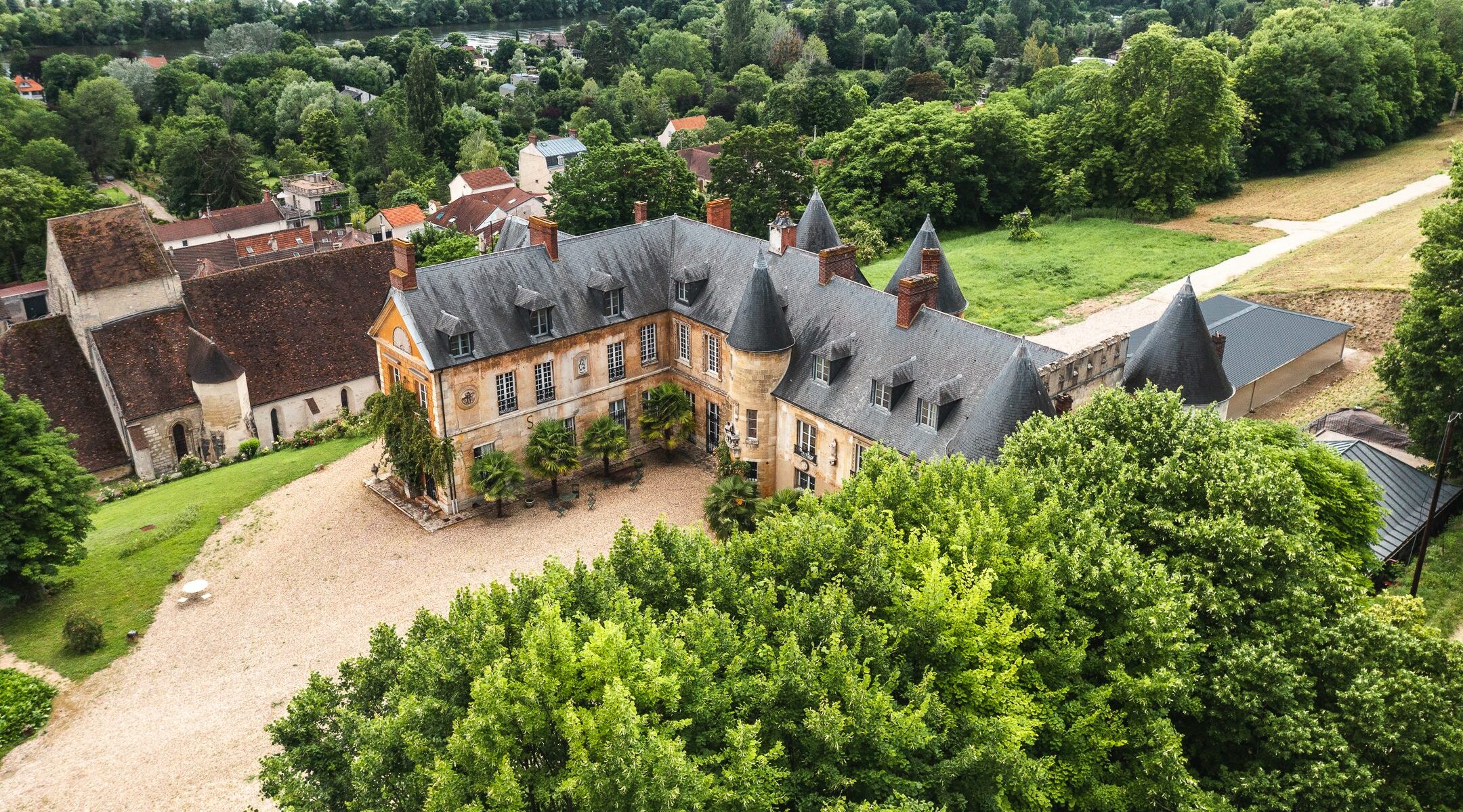 Château de Vaux-sur-Seine_Vaux-sur-Seine