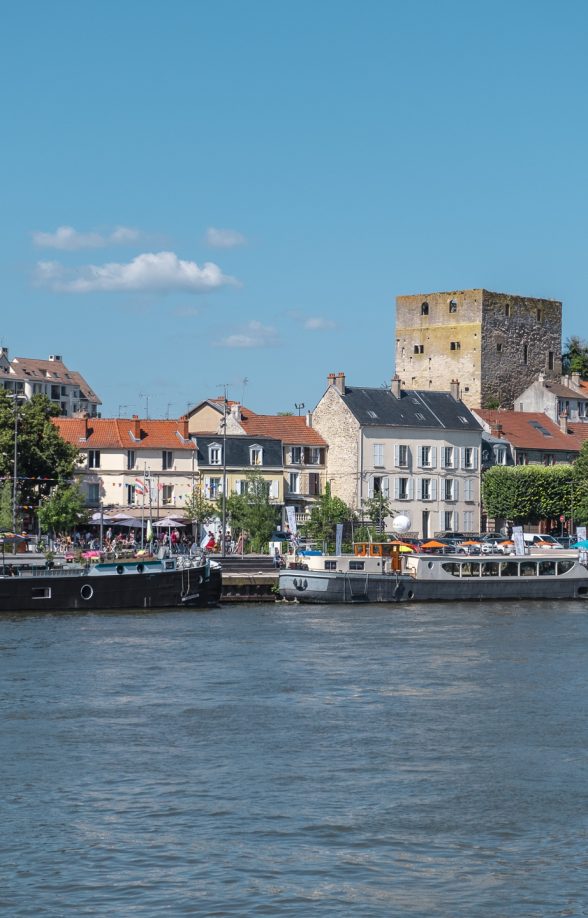 Conflans vue de la Seine