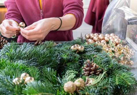 La ferme de Gally - Les ateliers de Julie - Couronne de Noël_Saint-Cyr-l'École