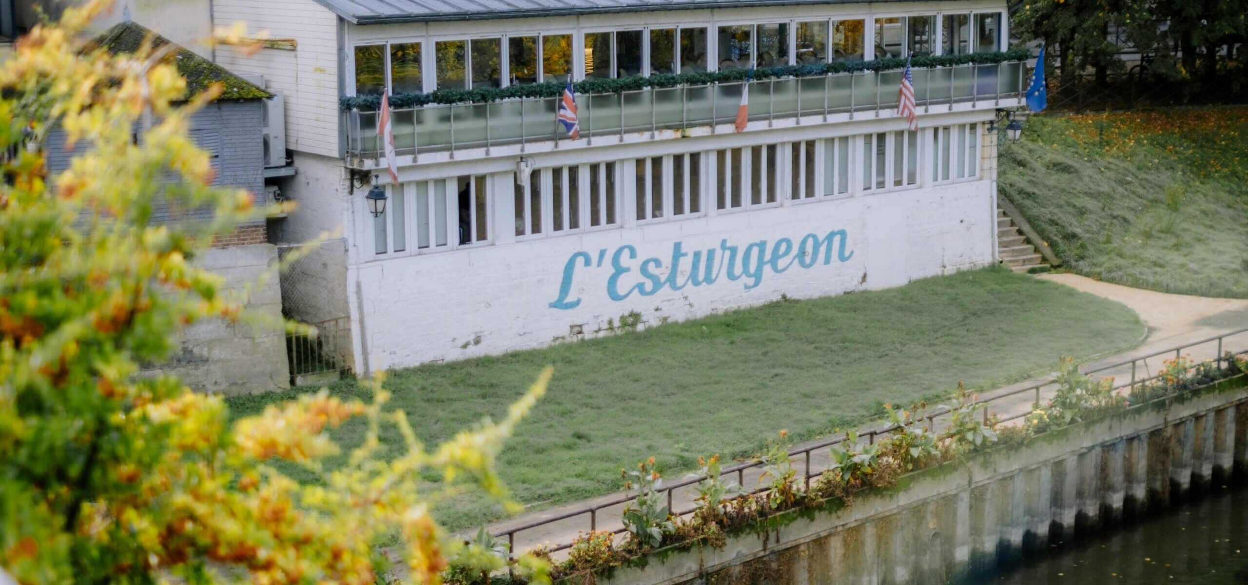 Hôtel-restaurant l'Esturgeon ****_Poissy