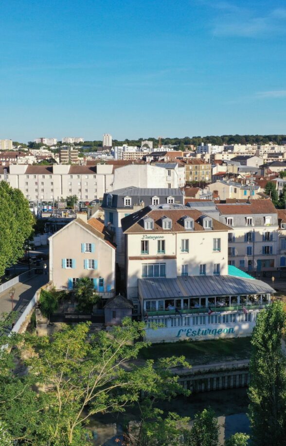 Hôtel-restaurant l'Esturgeon ****_Poissy